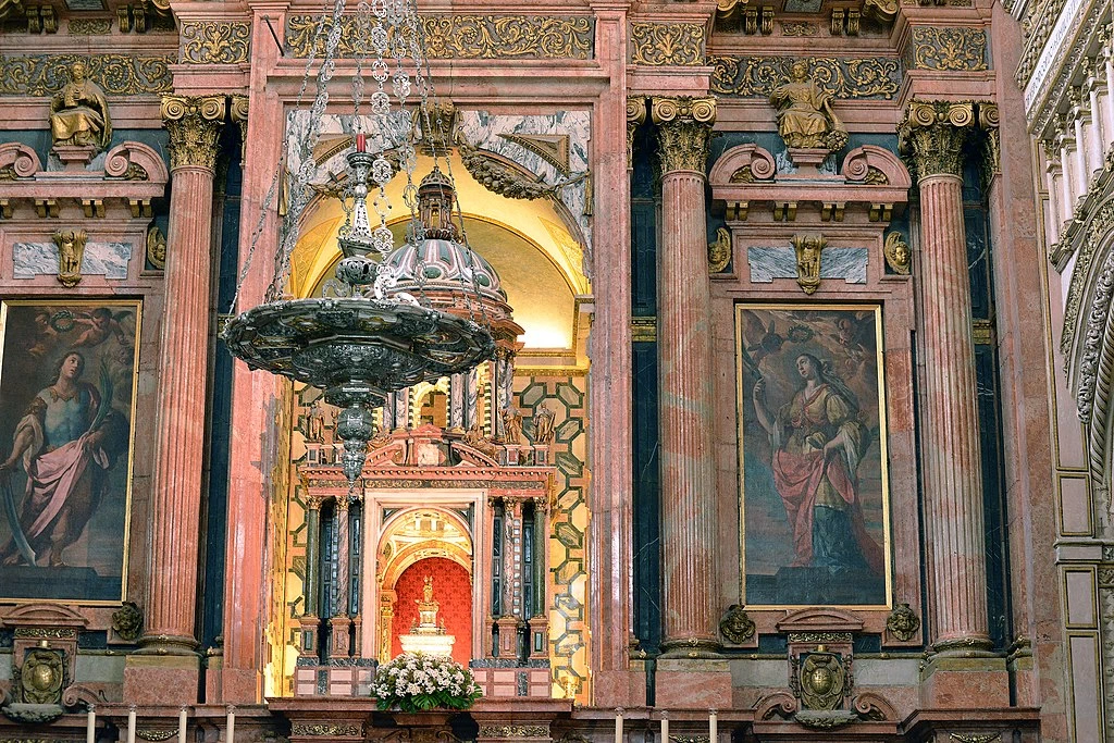 Cattedrale di Cordova - La zona inferiore dell'altare